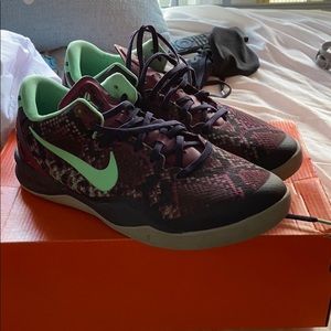 Kobe 8 “pit viper”